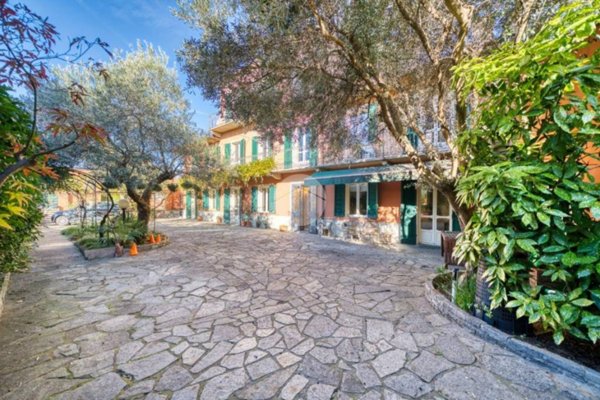 casa indipendente in vendita a Rivoli