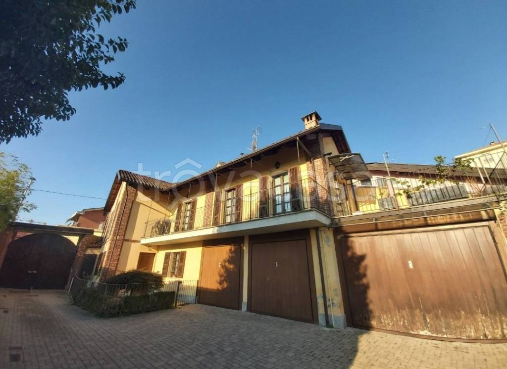 casa indipendente in vendita a Rivoli