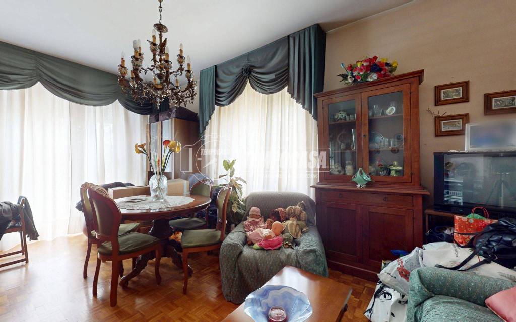 appartamento in vendita a Rivoli in zona Cascine Vica