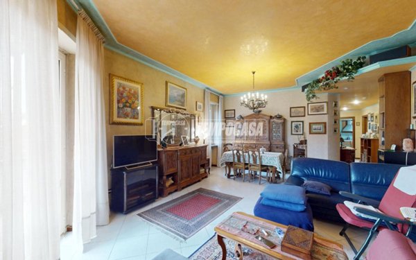 appartamento in vendita a Rivoli in zona Cascine Vica