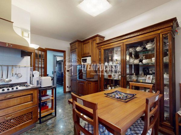 appartamento in vendita a Rivoli in zona Cascine Vica