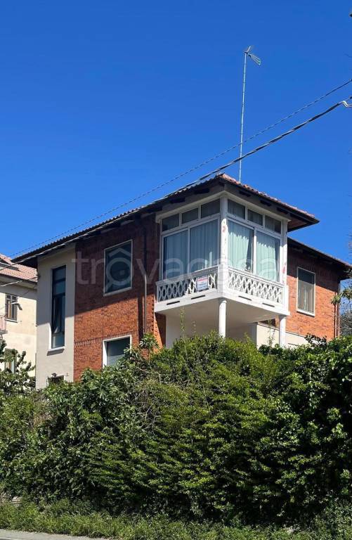 casa indipendente in vendita a Rivoli