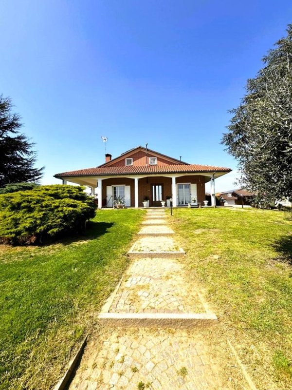 casa indipendente in vendita a Rivoli in zona Tetti Neirotti