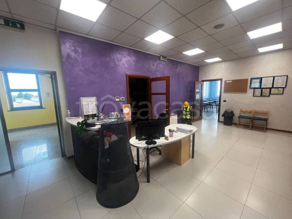 negozio in vendita a Rivoli