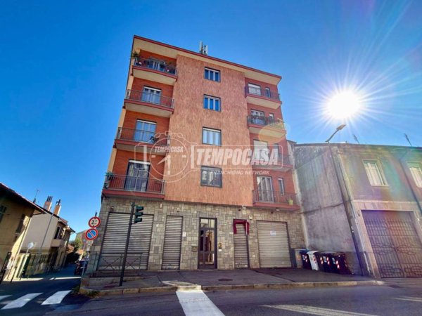 appartamento in vendita a Rivoli in zona Cascine Vica