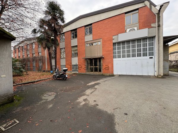 capannone in vendita a Rivoli