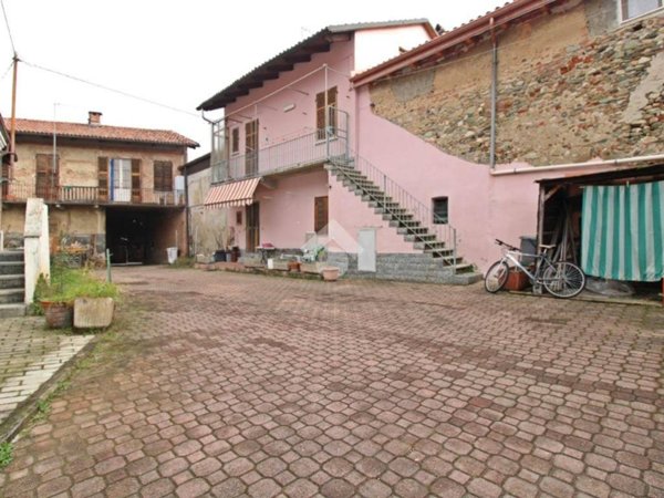 casa indipendente in vendita a Rivoli