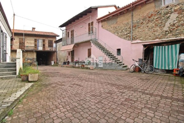 casa indipendente in vendita a Rivoli