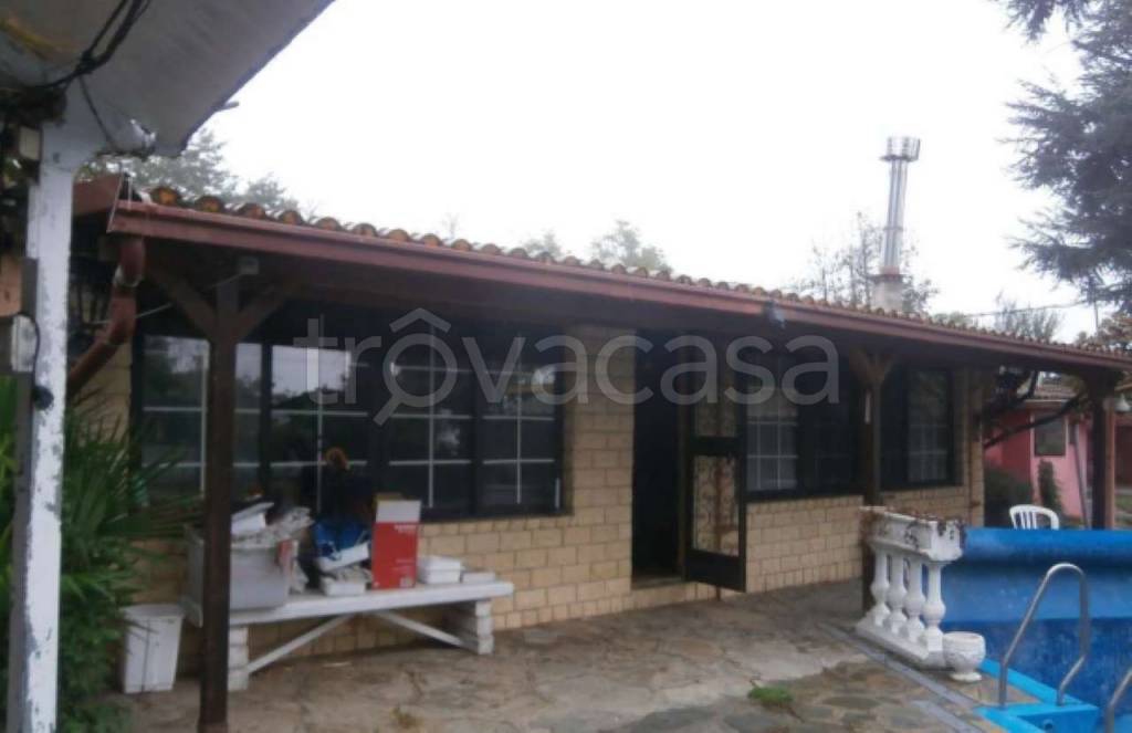 negozio in vendita a Rivoli