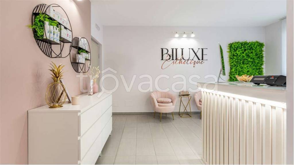 negozio in vendita a Rivoli