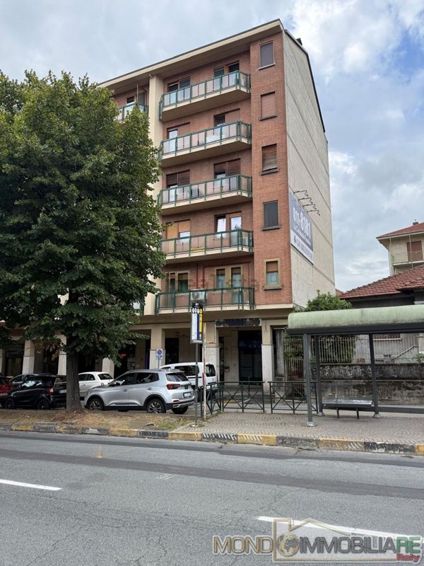 locale commerciale in vendita a Rivoli