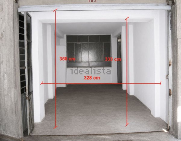 locale di sgombero in vendita a Rivoli