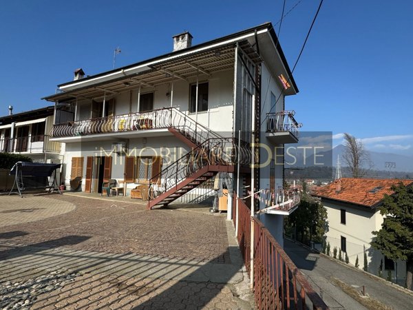 casa indipendente in vendita a Rivoli