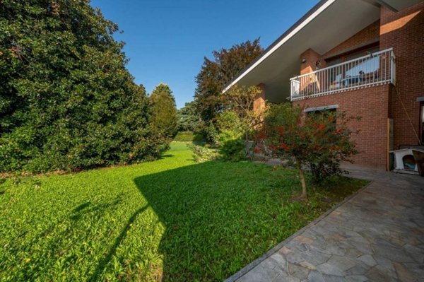 casa indipendente in vendita a Rivoli