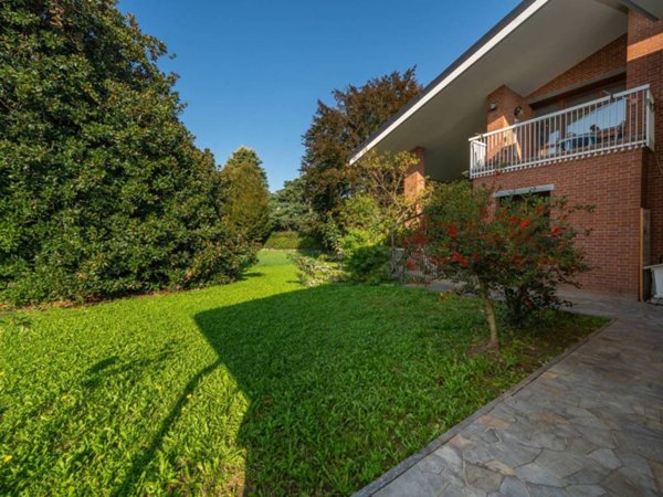 casa indipendente in vendita a Rivoli