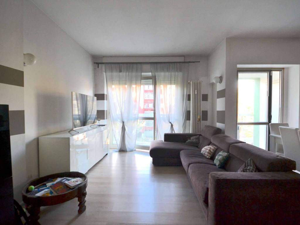 appartamento in vendita a Rivoli in zona Cascine Vica