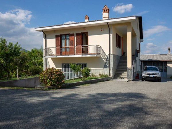 casa indipendente in vendita a Rivoli