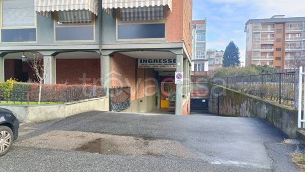 negozio in vendita a Rivoli