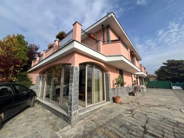 casa indipendente in vendita a Rivoli
