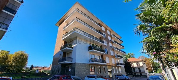 appartamento in vendita a Rivoli in zona Cascine Vica