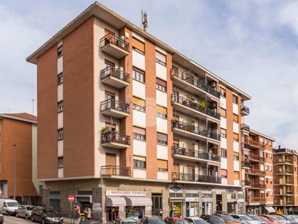 appartamento in vendita a Rivoli in zona Cascine Vica