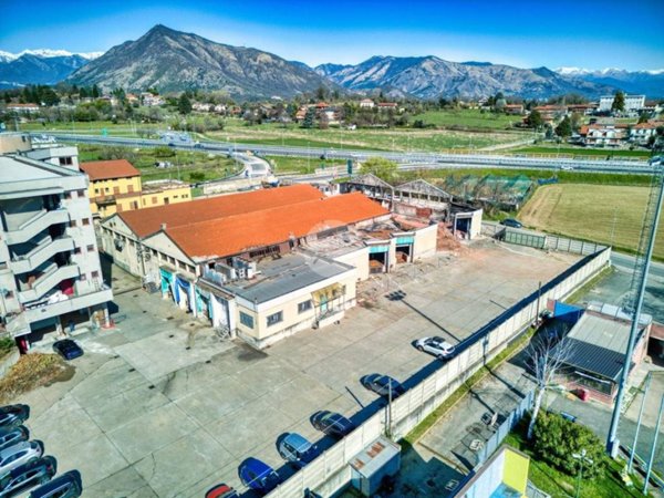 locale commerciale in vendita a Rivoli