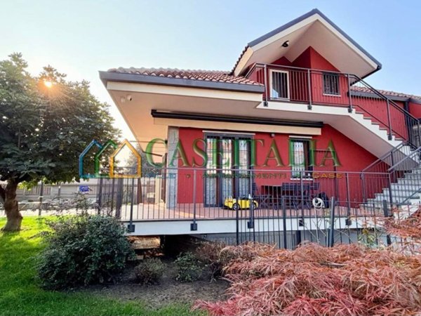 casa indipendente in vendita a Rivoli