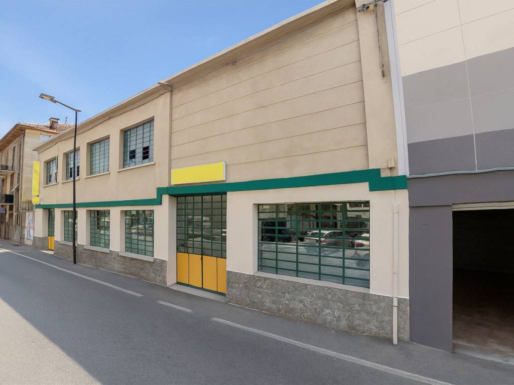 negozio in vendita a Rivoli