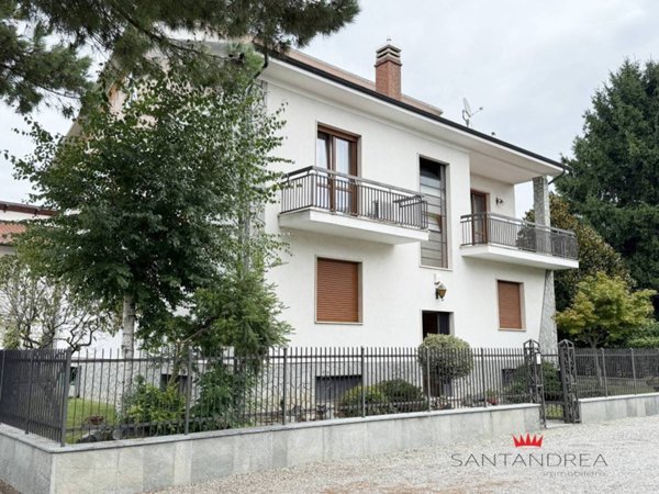 casa indipendente in vendita a Rivoli