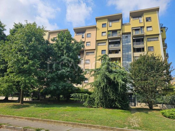appartamento in vendita a Rivoli in zona Cascine Vica