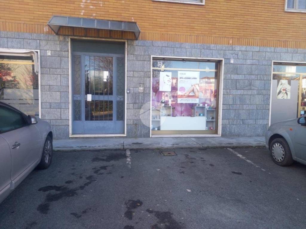 negozio in vendita a Rivoli