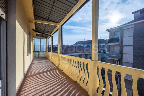 appartamento in vendita a Rivoli in zona Cascine Vica