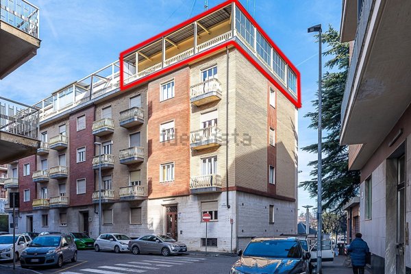 appartamento in vendita a Rivoli in zona Cascine Vica