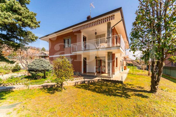 casa indipendente in vendita a Rivoli