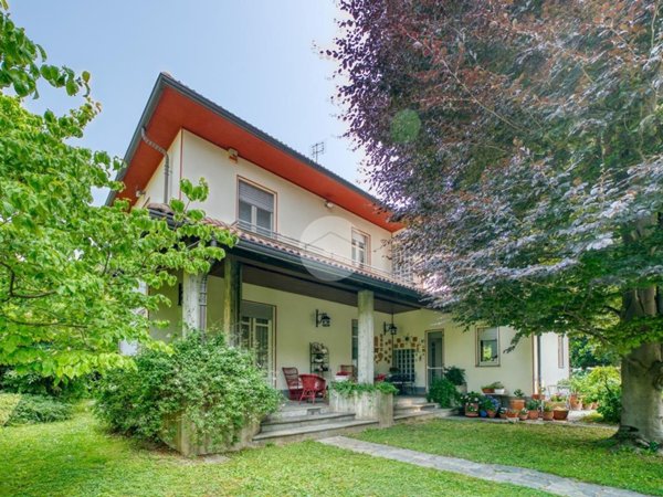 casa indipendente in vendita a Rivoli