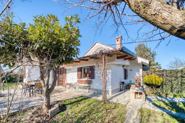 casa indipendente in vendita a Rivoli in zona Bruere