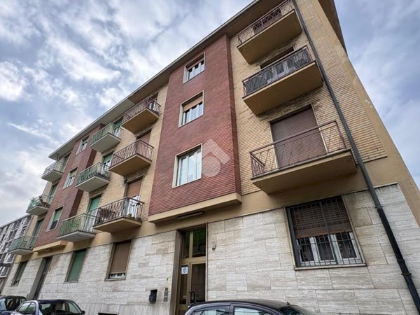 appartamento in vendita a Rivoli in zona Cascine Vica
