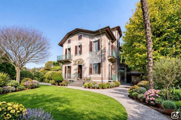 casa indipendente in vendita a Rivoli