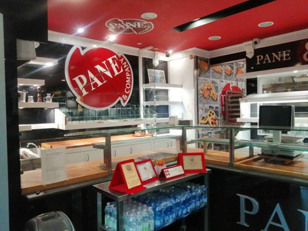 negozio in vendita a Rivoli