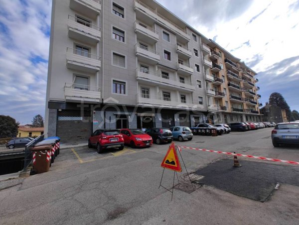 negozio in vendita a Rivoli