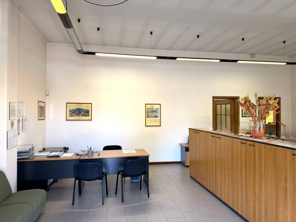 negozio in vendita a Rivoli