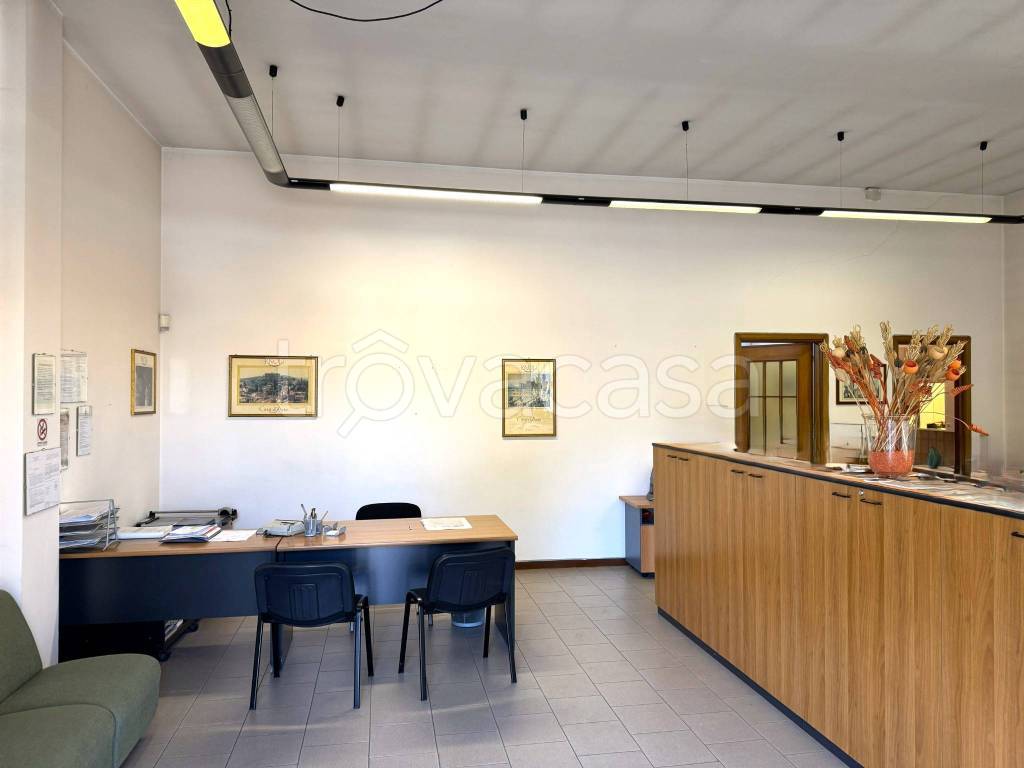 negozio in vendita a Rivoli