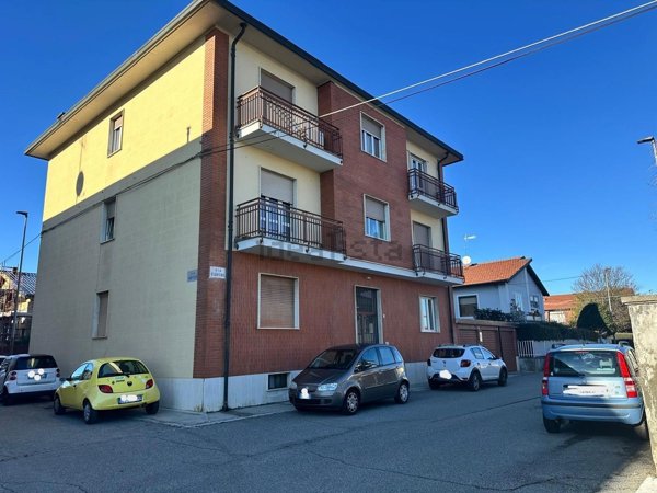 appartamento in vendita a Rivoli in zona Tetti Neirotti