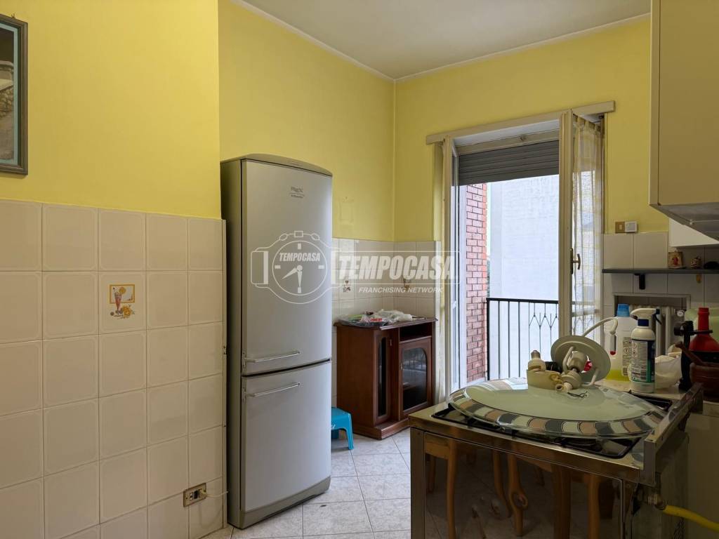 appartamento in vendita a Rivoli in zona Cascine Vica