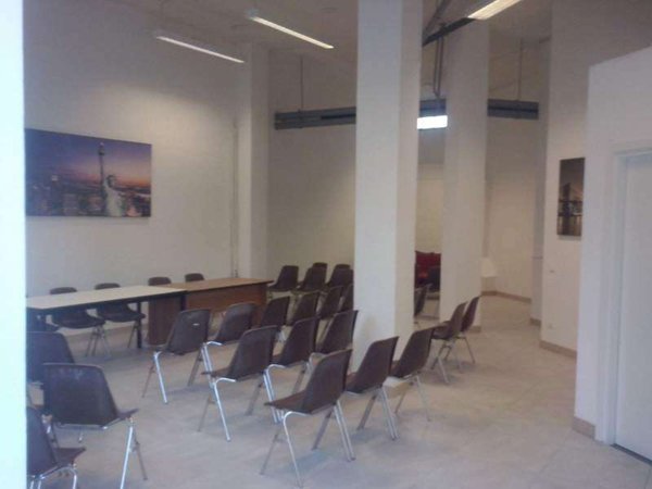 locale di sgombero in vendita a Rivoli in zona Cascine Vica