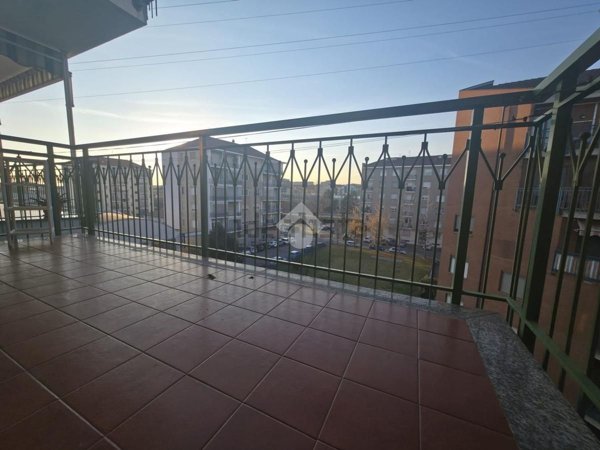 appartamento in vendita a Rivoli in zona Cascine Vica