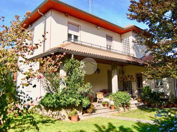 casa indipendente in vendita a Rivoli
