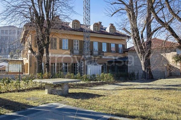 appartamento in vendita a Rivoli in zona Tetti di Rivoli