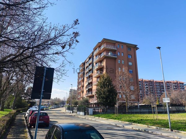 locale di sgombero in vendita a Rivoli