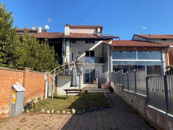 casa indipendente in vendita a Rivoli in zona Tetti Neirotti
